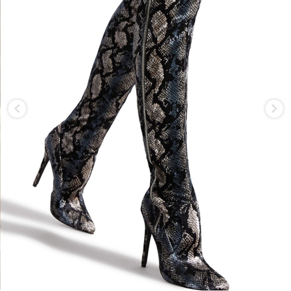 Shoe Dazzle Shoes - Shoes